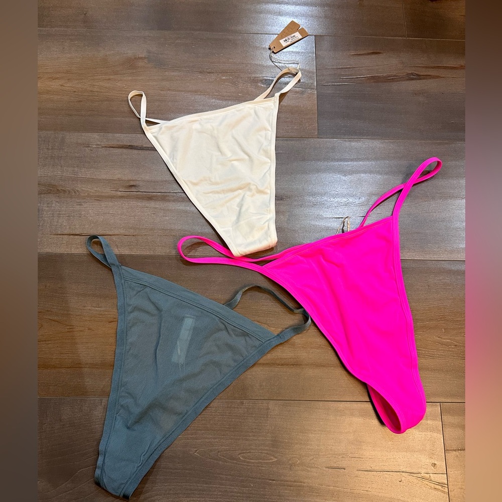 Skims Artic/Neon PinkMarble Thin Line Thong Set of 3 NWT